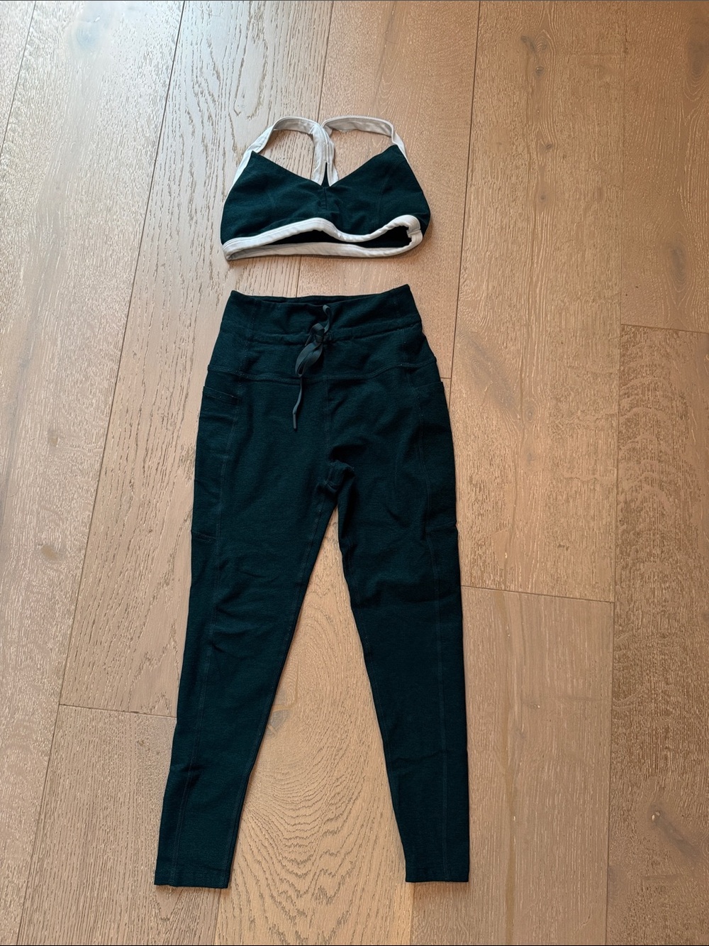Beyond yoga Dark green High-Waist Drawstring Leggings - Women's Active Pants